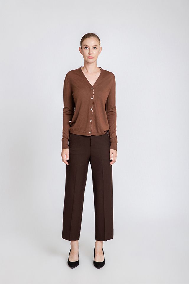 Классический шерстяной кардиган с V-образным вырезом